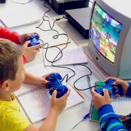 Creating educational video games using AI (1 week in Corfu)